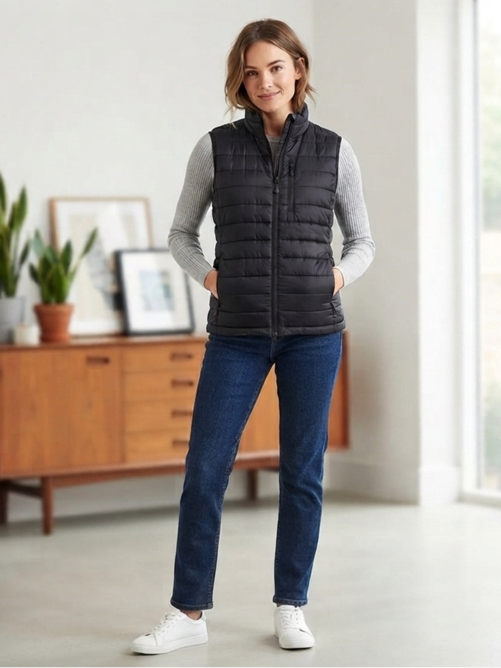 Eddie Bauer Women's Black Puffer Vest
